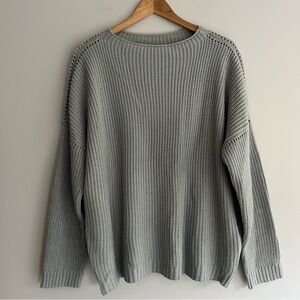 Merino Wool Blend Cozy Knit Sweater in Light Gray Medium